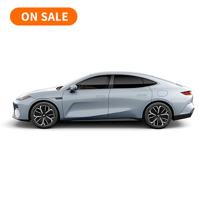 Dobra cena. 2925 mm rozstaw kołowy Geely Galaxy E8 5-drzwiowy 5-miejscowy samochód elektryczny 100% elektryczny Auto z lewym kierownicą w Internecie