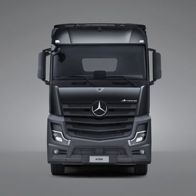 Dobra cena. 2023 Mercedes Benz Actros Ciężarówka z głową ciągnika z 6x4 kołem napędowym, silnikiem diesla o mocy 480 KM i ekranem dotykowym w Internecie