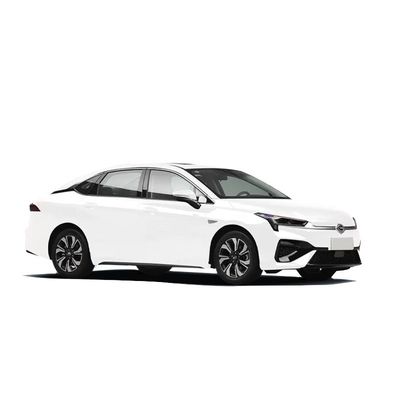 Dobra cena. 130km/h czysty samochód elektryczny GAC AION S EV Samochód z żelazowo-fosforowo-litowym akumulatorem i 4-drzwiową 5-osobową konstrukcją nadwozia w Internecie