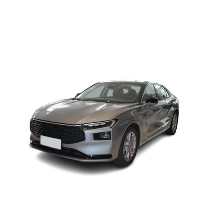 Dobra cena. 2024 Ford Mondeo 2.0T/L4/238HP Przednie zawieszenie niezależne ACC Cruise Control Średni samochód 4 drzwi 5 siedzenia Sedan do sprzedaży w Internecie