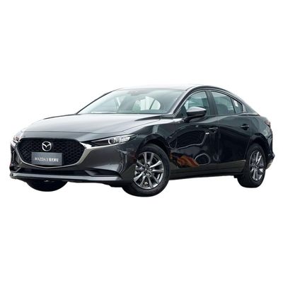 Dobra cena. Changan Mazda 3 Kompaktowy samochód R16 Przesyłka ręczna Enklawa pojazdu paliwowego dla wymagań klienta w Internecie