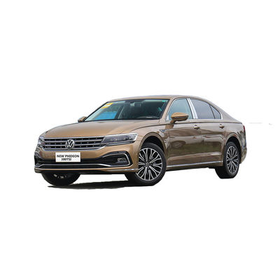 Dobra cena. VW PHIDEON 380TSI Luxury Sedan 2.0L 224Ps Turbo FWD Auto 0km używany Luxury Phideon z TPMS Tak i kamerą tylną w Internecie