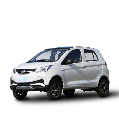 Dobra cena. 2024 Elektryczny Max Range 400km Autos Elektryczny 4 Koła Panel słoneczny Samochód LHD Logo z przodu Pozycja kierowcy z tyłu w Internecie