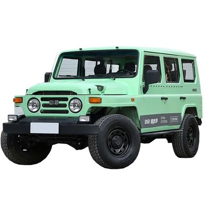 Dobra cena. 2023 Elektryczne kierowanie 4x4 Samochód Najpopularniejszy ręczny 2.4T SUV z silnikiem turbo LED światło główne Skórzane fotele Samochód benzynowy w Internecie