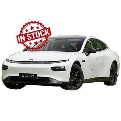 Dobra cena. 60.2 kWh Bateria Elektryczny pojazd dużych prędkości Xpeng P7 Elektryczne pojazdy elektryczne Samochód z bezpłatną szybką ładowarką dla dorosłych w Internecie