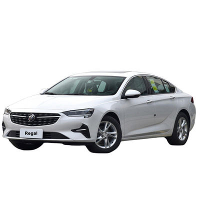 Dobra cena. 2019 Pojazd paliwowy Buick Regal 2023 1.5T 2.0T 9AT FWD Sedan Duża prędkość Benzyna Sport Samochód używany Samochody tkaninowe Siedzeń FWD w Internecie