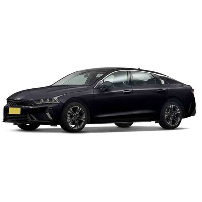 Dobra cena. 5 miejsc 4 drzwi samochód Gorąca sprzedaż KIA K5 Sedan ogromny przestrzeń wykonana w Chinach 1.5T/2.0T Używane samochody dla dorosłych Pojazd 4 koła w Internecie